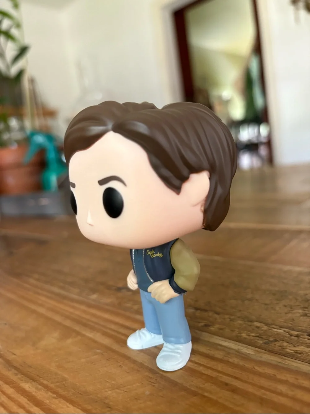 Funko Pop! Disney: Mighty Ducks - Coach Bombay - Picture 10 of 16